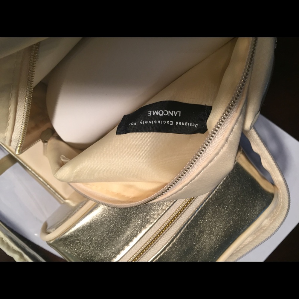 Lancôme makeup case. Never used
